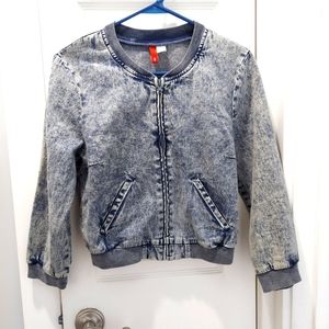 Divided by H&M girls Faded Denim jacket size 8